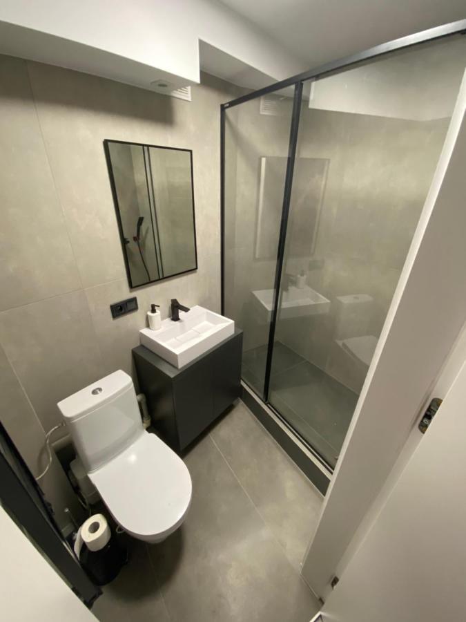 Industrialna Piwnica Hostel 그단스크 외부 사진