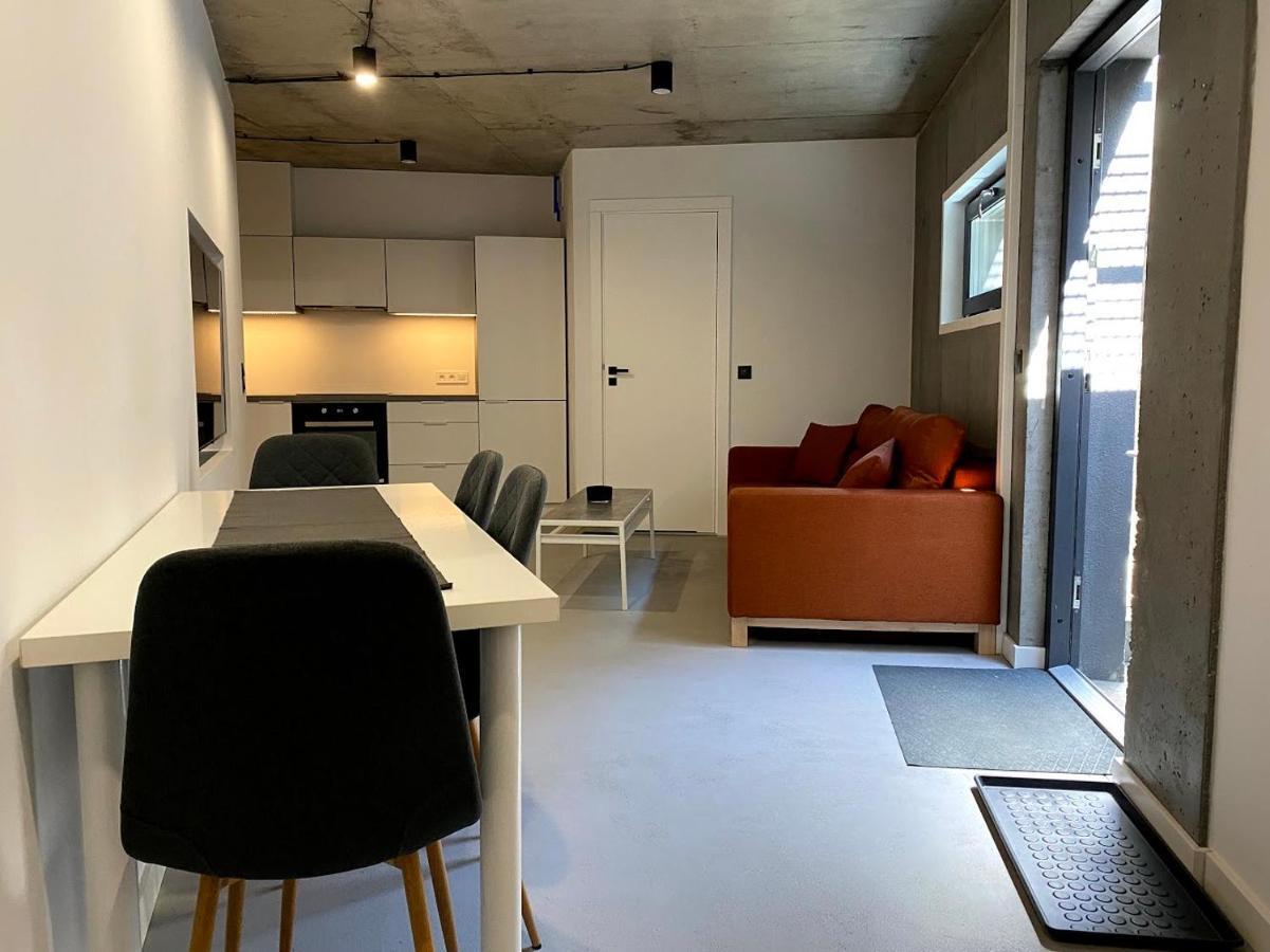 Industrialna Piwnica Hostel 그단스크 외부 사진